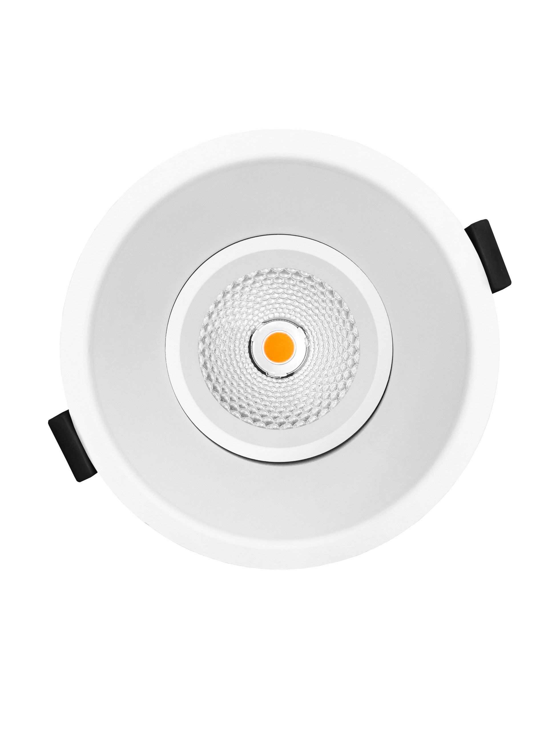 faze-edge135-white-frontface-dec20